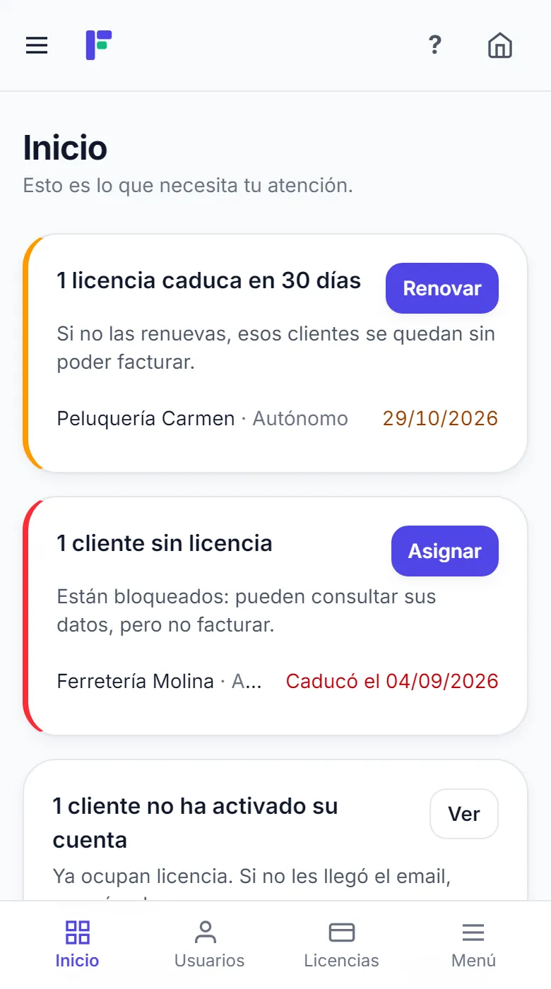 Inicio del panel de Licencias por volumen en el móvil: licencias que caducan, clientes sin licencia y resumen