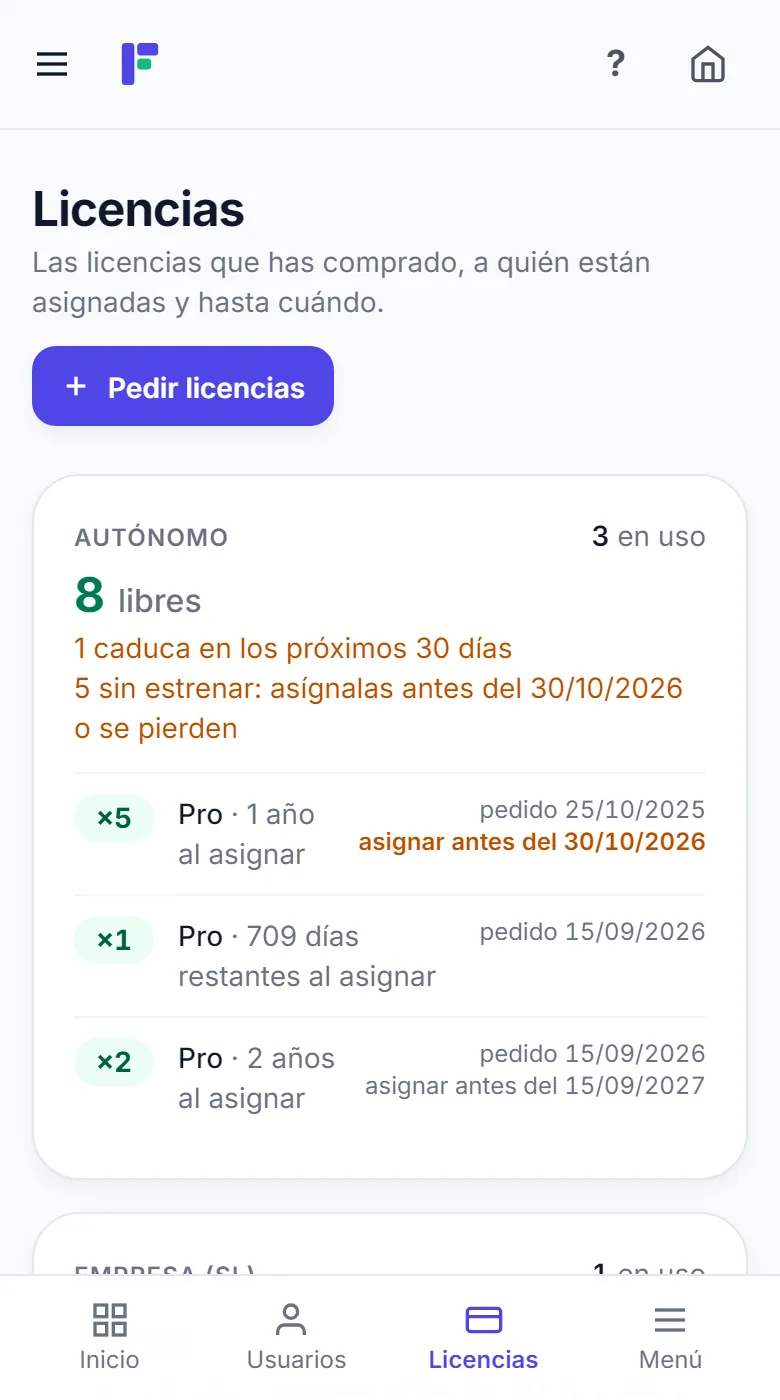Pantalla de licencias: 8 libres de autónomo, 3 en uso, y las libres agrupadas por plan y duración